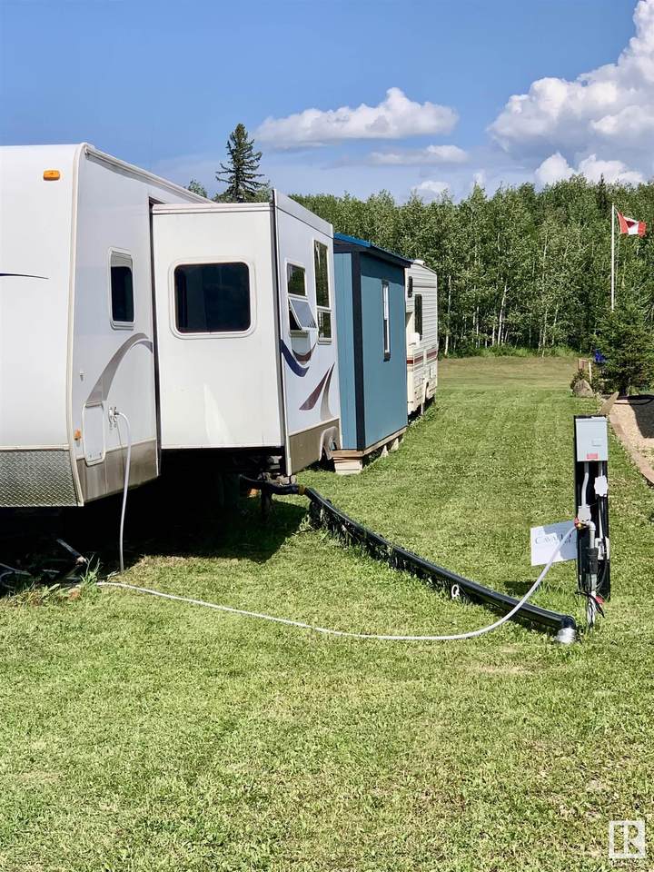 https://bt-photos.global.ssl.fastly.net/alberta/1280_boomver_2_E4448949-2.jpg