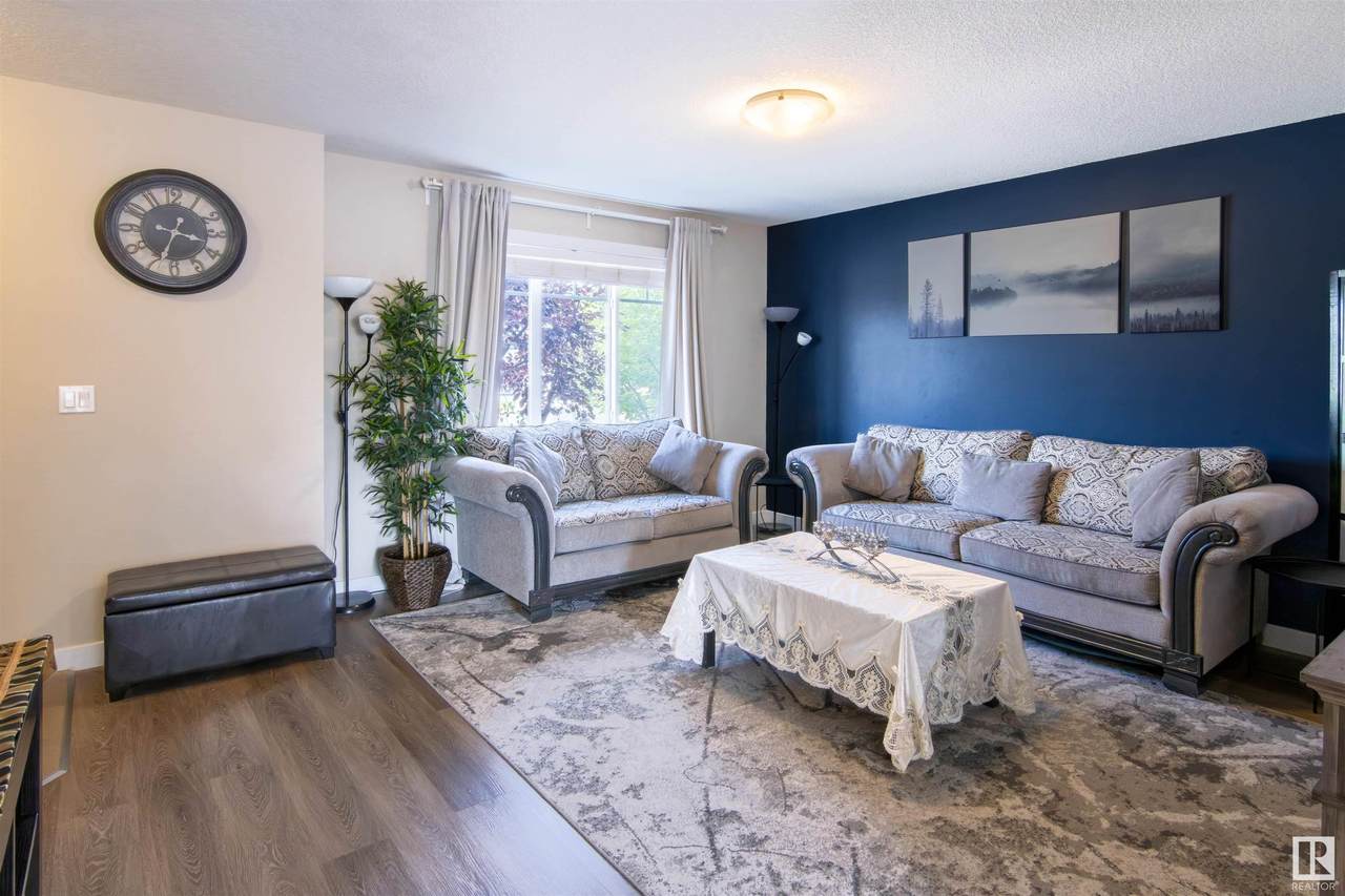 https://bt-photos.global.ssl.fastly.net/alberta/1280_boomver_2_E4450017-2.jpg