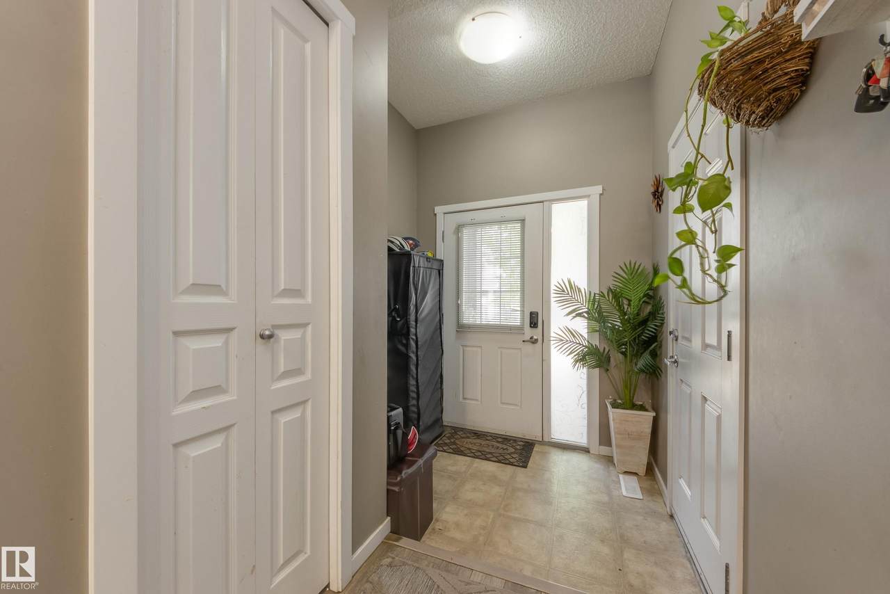 https://bt-photos.global.ssl.fastly.net/alberta/1280_boomver_2_E4450185-2.jpg