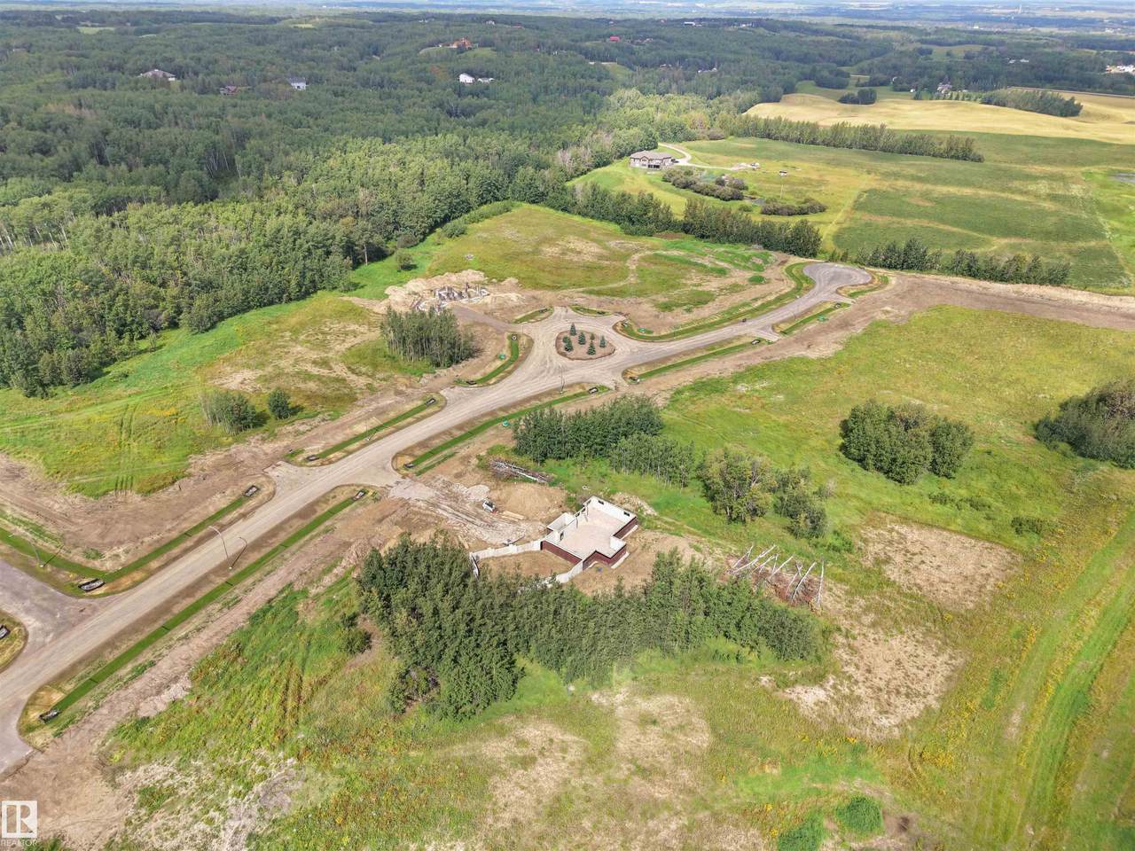 54102 Range Road 274 - Photo 1