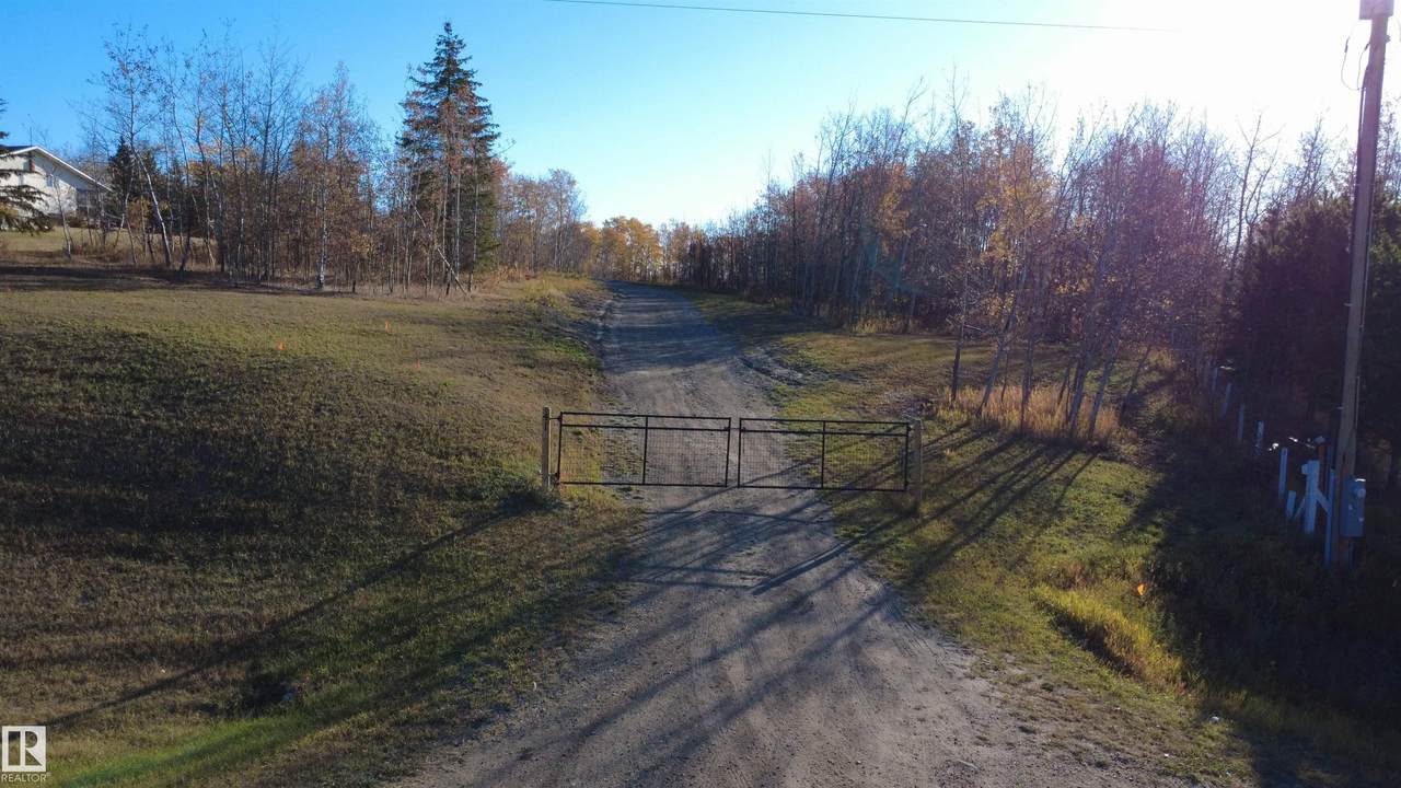 https://bt-photos.global.ssl.fastly.net/alberta/1280_boomver_2_E4460939-2.jpg