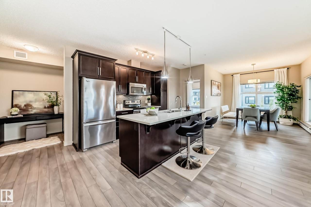 504 Griesbach Parade - Photo 1