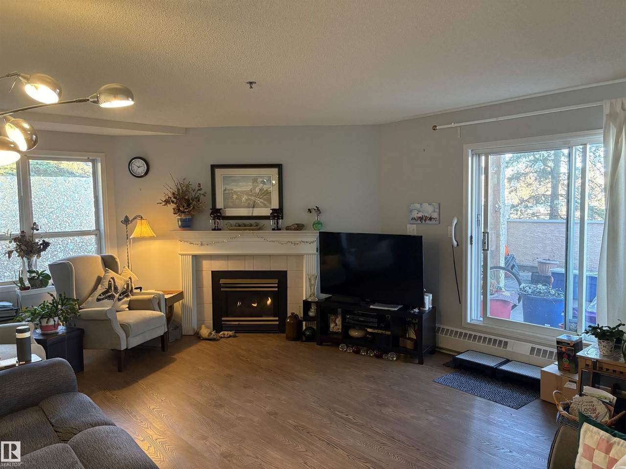 17519 98A Avenue - Photo 1