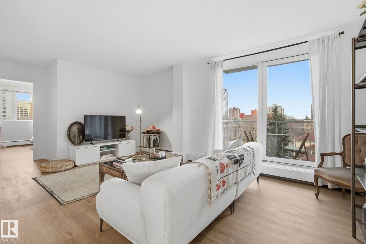 9940 112 Street - Photo 1