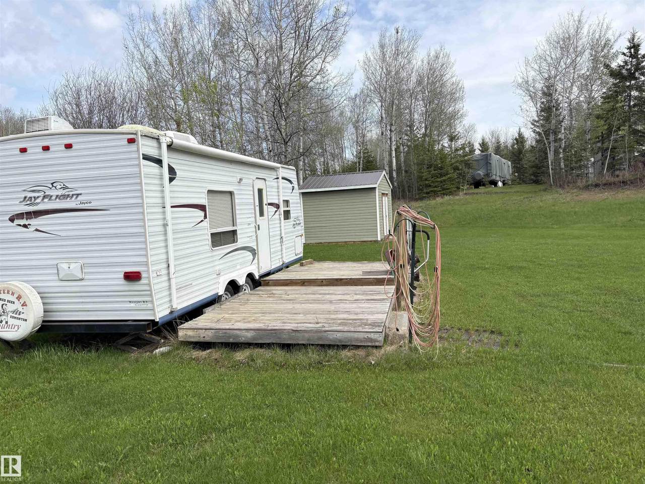 https://bt-photos.global.ssl.fastly.net/alberta/1280_boomver_2_E4467868-2.jpg
