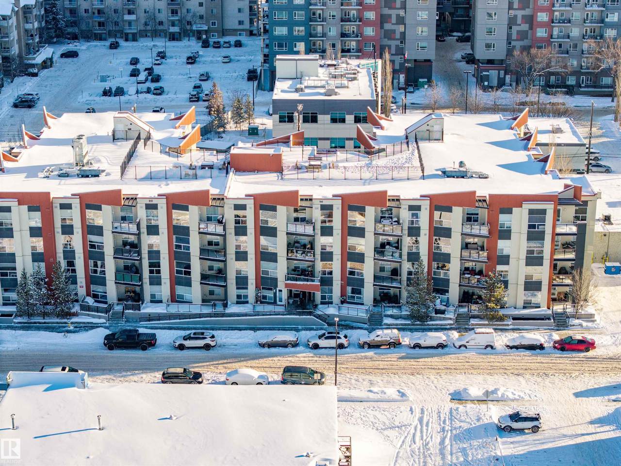 10523 123 Street - Photo 1