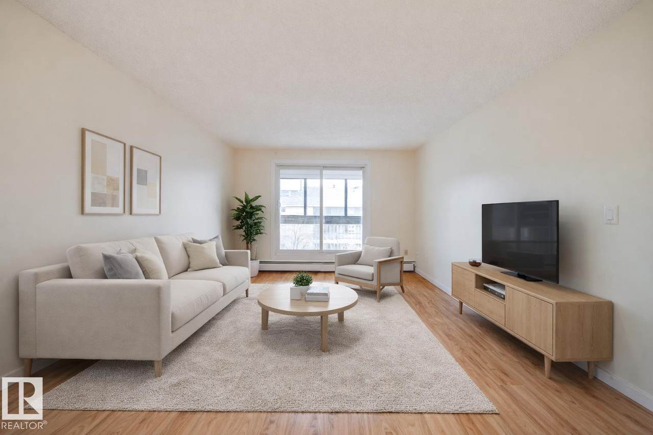 1624 48 Street - Photo 1