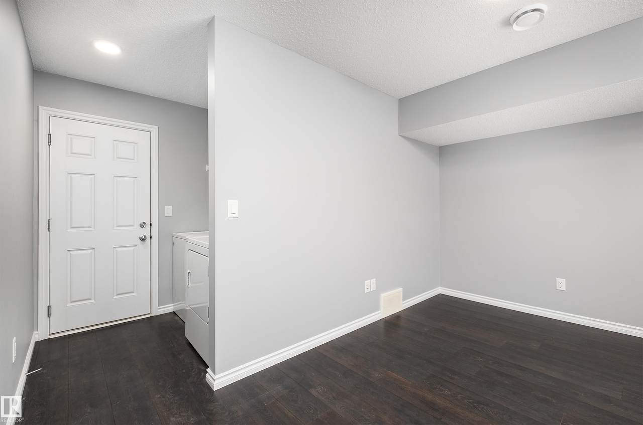 https://bt-photos.global.ssl.fastly.net/alberta/1280_boomver_2_E4473859-2.jpg