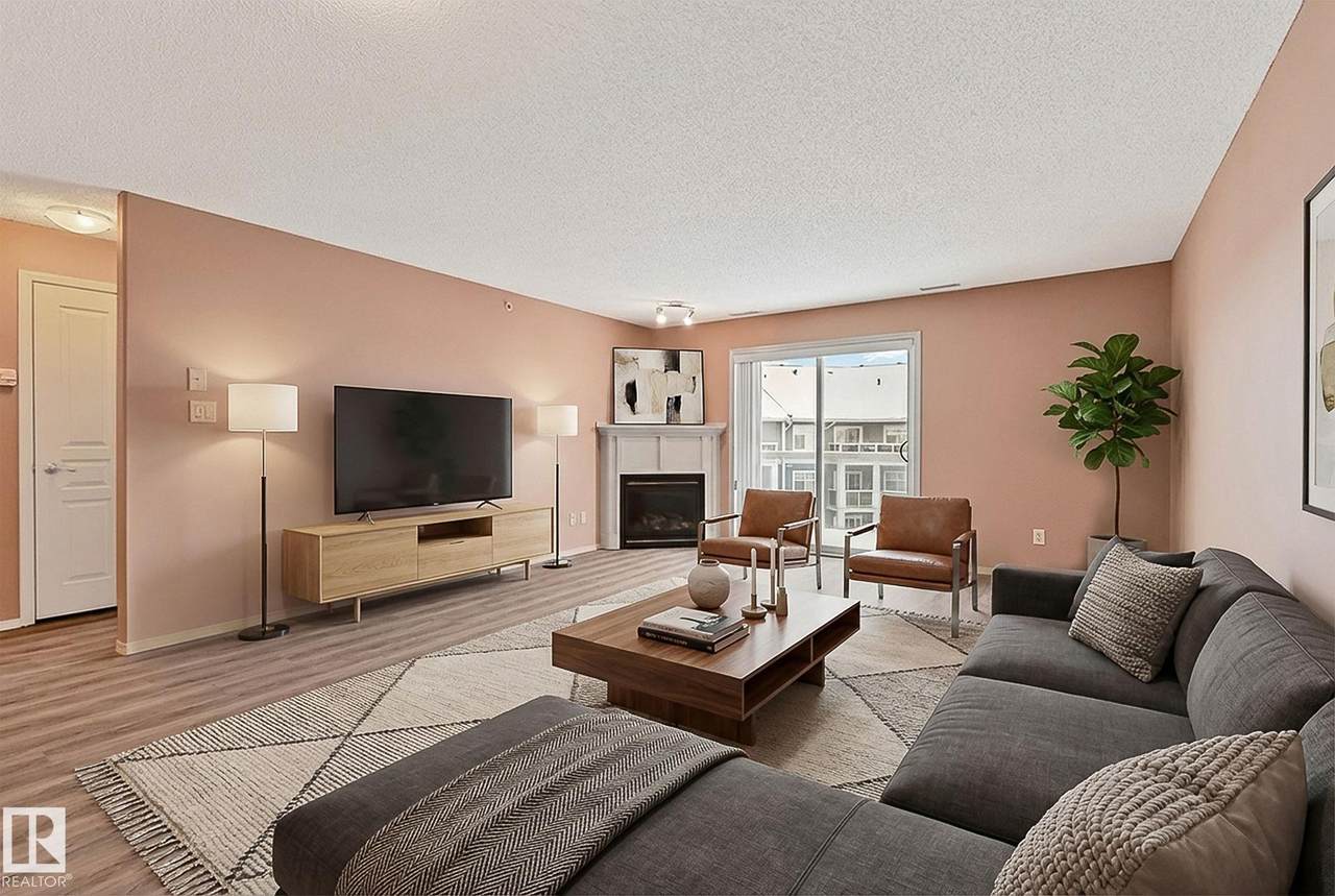 16035 132 Street - Photo 1