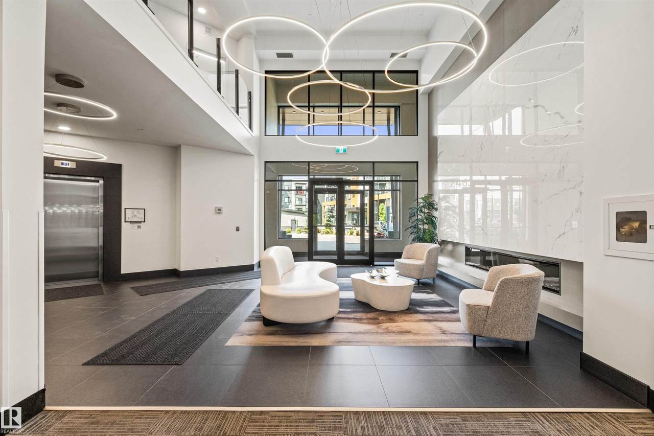 7463 May Common - Photo 1