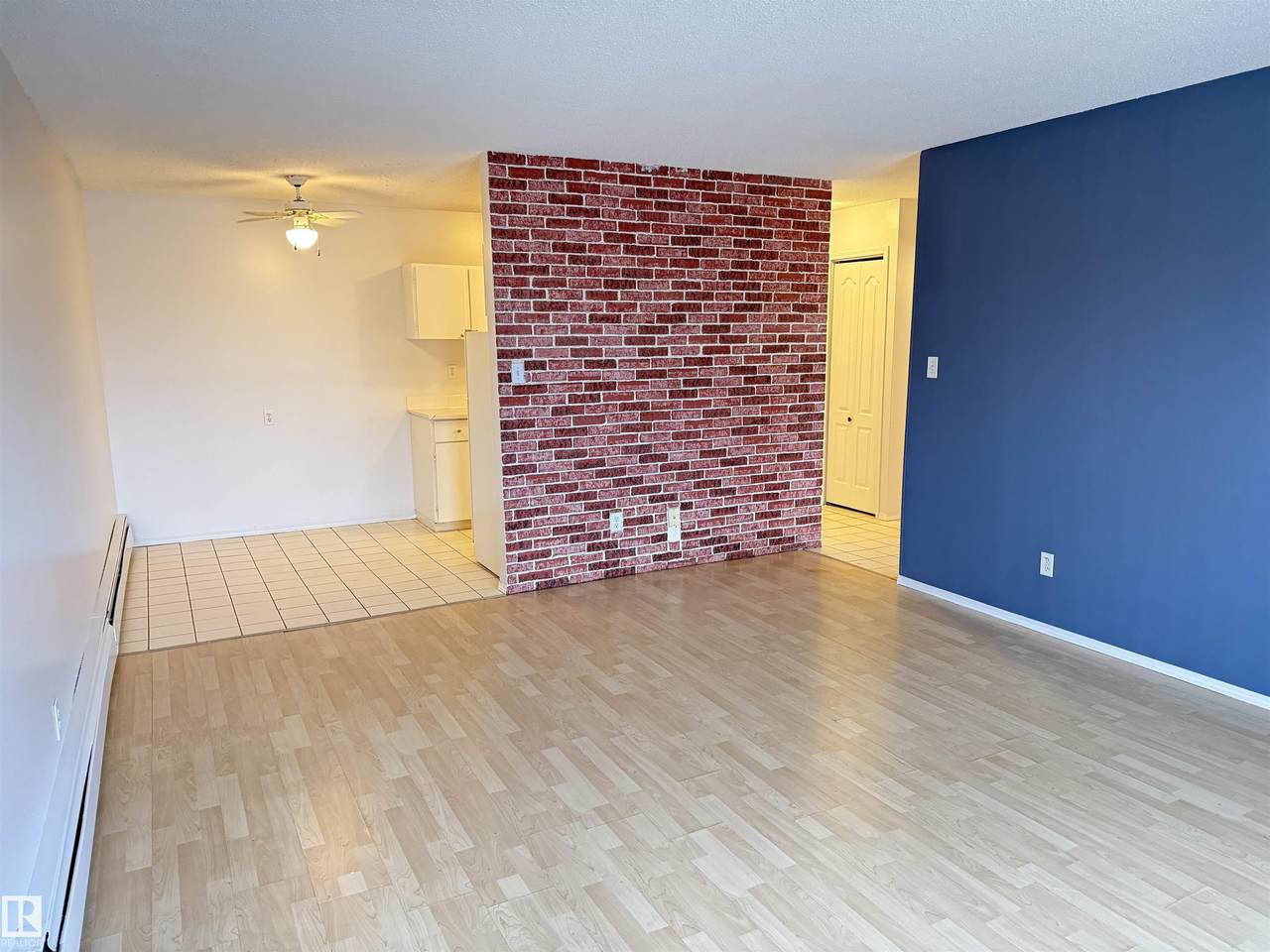 https://bt-photos.global.ssl.fastly.net/alberta/1280_boomver_1_E4475566-2.jpg