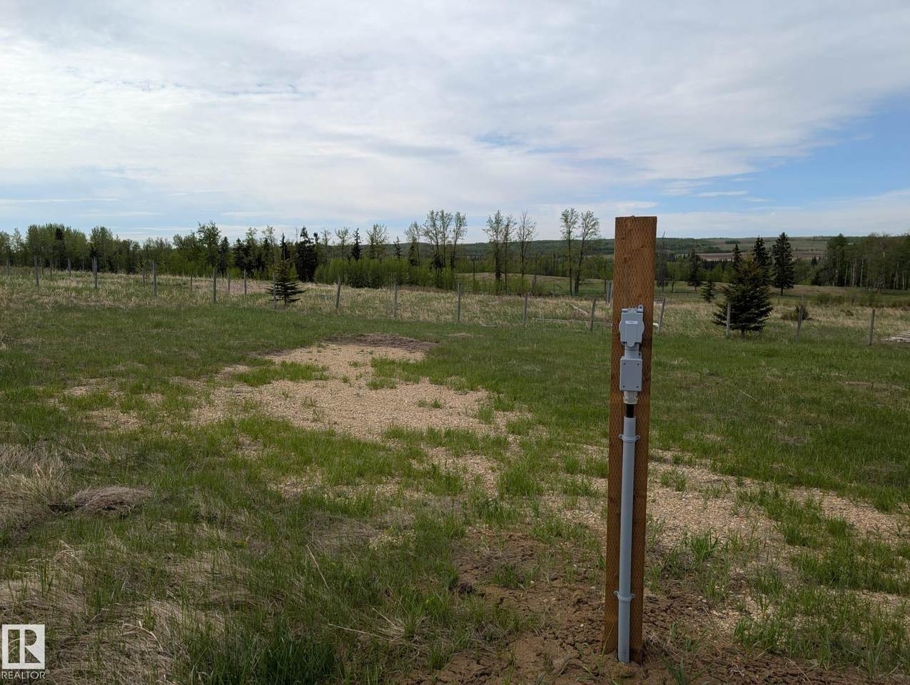 https://bt-photos.global.ssl.fastly.net/alberta/1280_boomver_2_E4476698-2.jpg