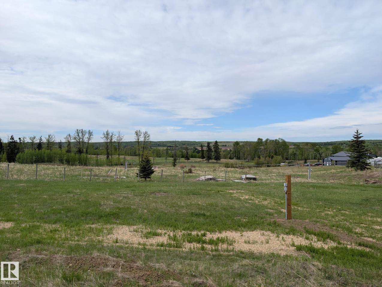 https://bt-photos.global.ssl.fastly.net/alberta/1280_boomver_2_E4476698-2.jpg