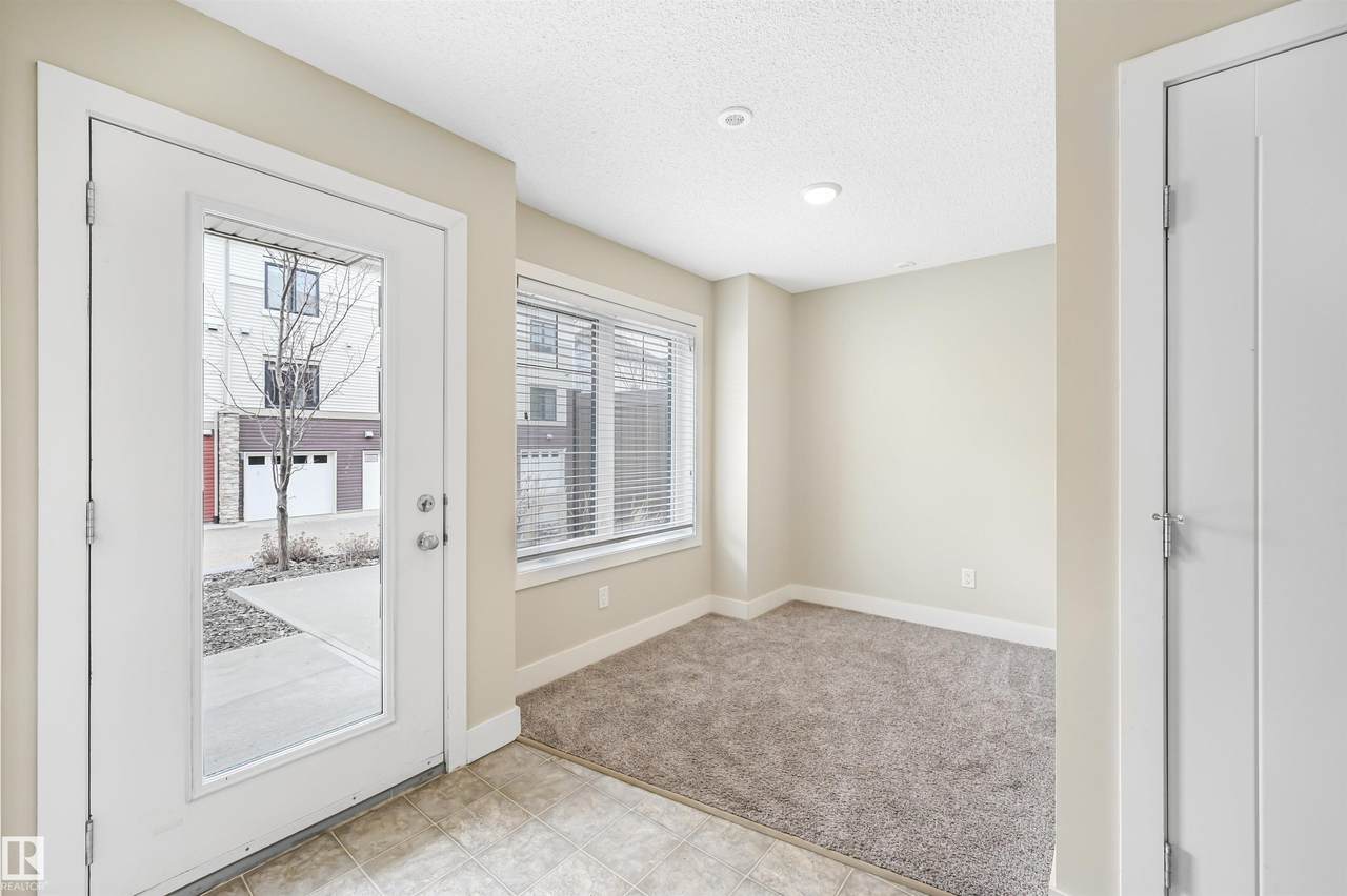 https://bt-photos.global.ssl.fastly.net/alberta/1280_boomver_1_E4477513-2.jpg