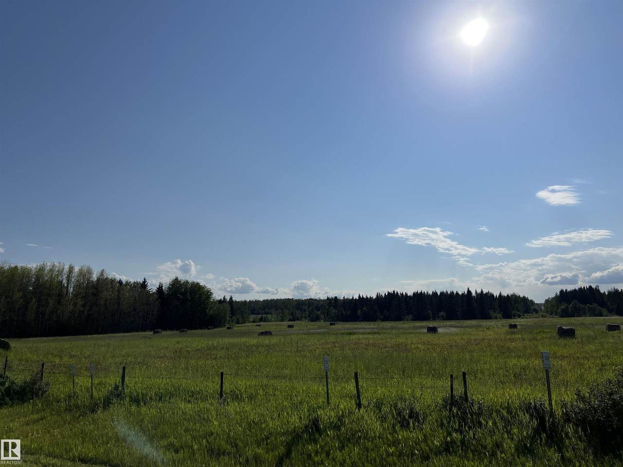 https://bt-photos.global.ssl.fastly.net/alberta/1280_boomver_2_E4478622-2.jpg