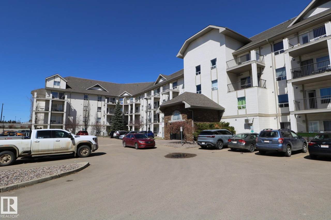 330 Clareview Station Drive - Photo 1