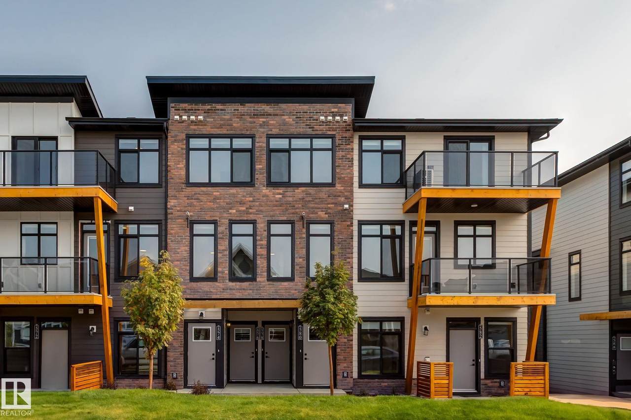 16231 19 Avenue - Photo 1