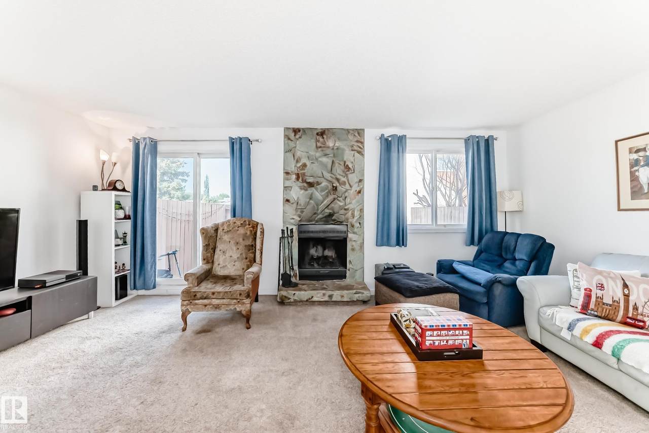 18611 66 Avenue - Photo 1