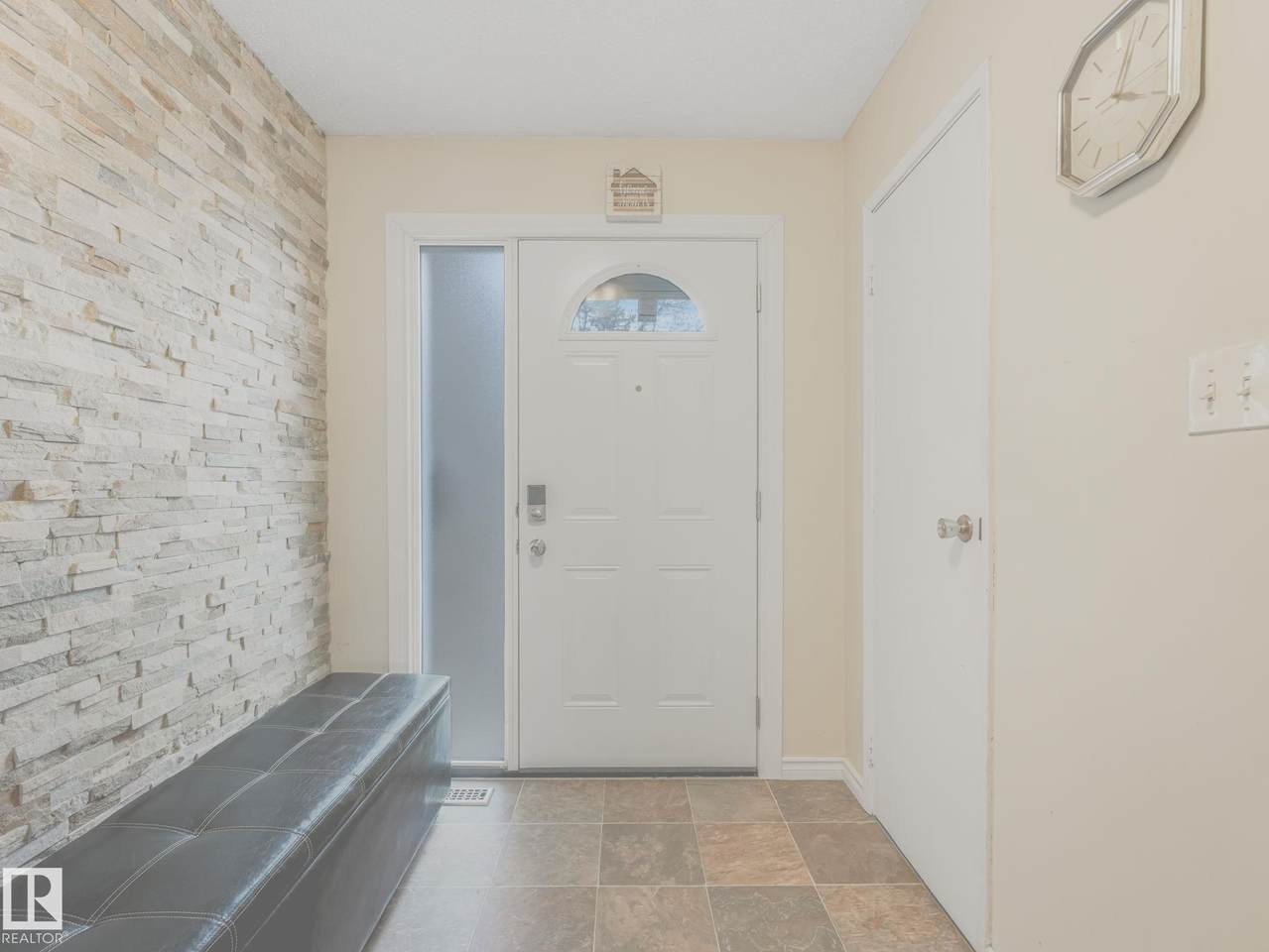https://bt-photos.global.ssl.fastly.net/alberta/1280_boomver_1_E4486409-2.jpg