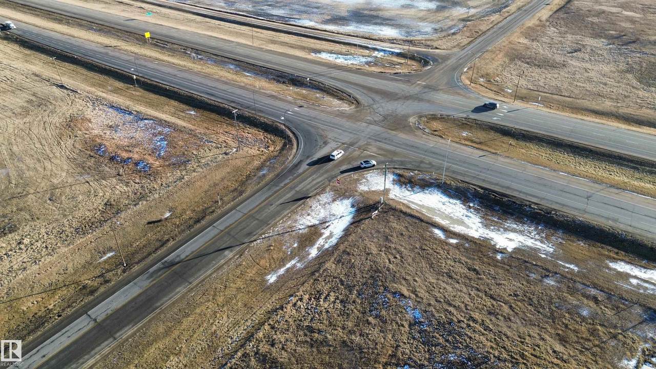 https://bt-photos.global.ssl.fastly.net/alberta/orig_boomver_2_E4486764-2.jpg