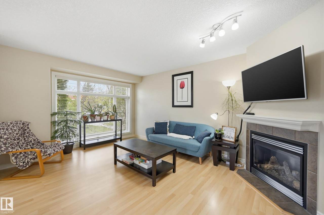 https://bt-photos.global.ssl.fastly.net/alberta/1280_boomver_3_E4489292-2.jpg