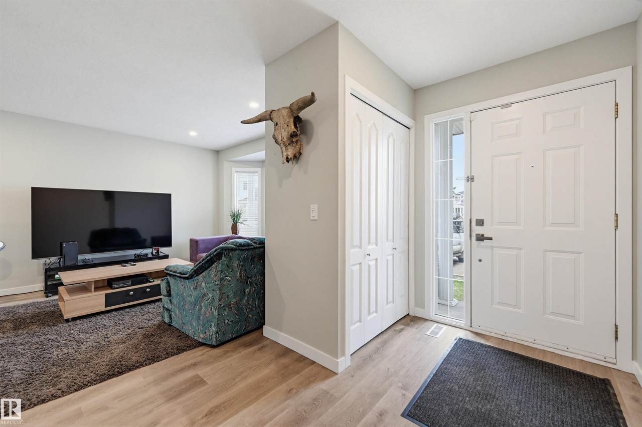 https://bt-photos.global.ssl.fastly.net/alberta/1280_boomver_2_E4489538-2.jpg