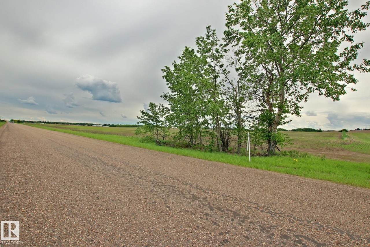 https://bt-photos.global.ssl.fastly.net/alberta/orig_boomver_2_E4495718-2.jpg