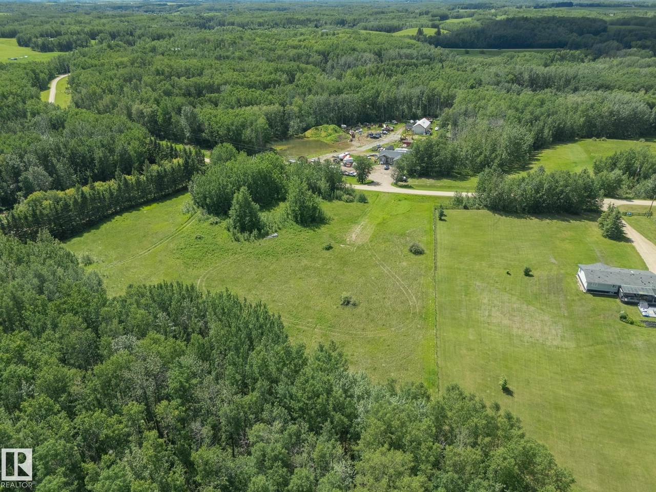 https://bt-photos.global.ssl.fastly.net/alberta/1280_boomver_2_E4497519-2.jpg