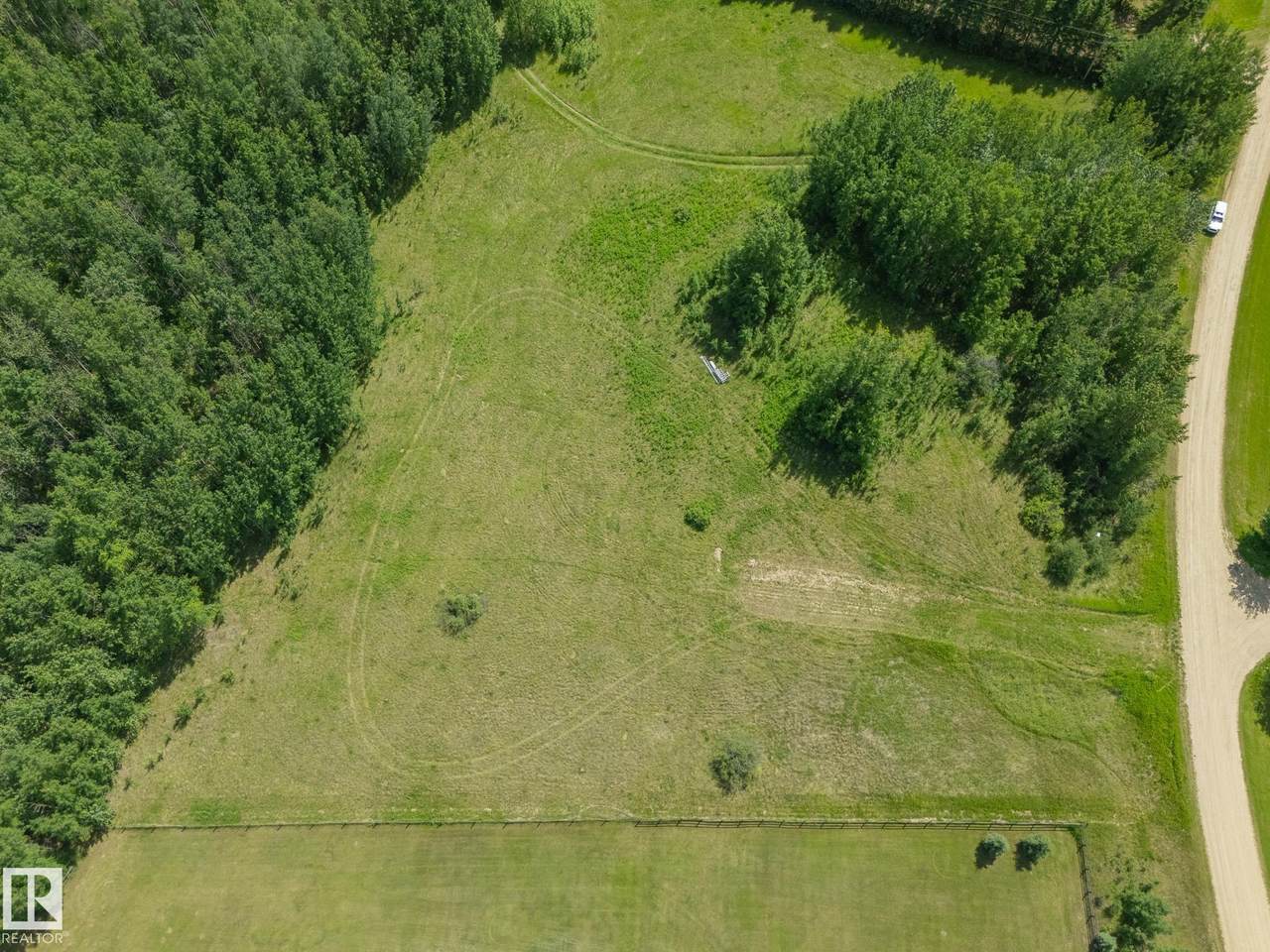 https://bt-photos.global.ssl.fastly.net/alberta/1280_boomver_2_E4497519-2.jpg