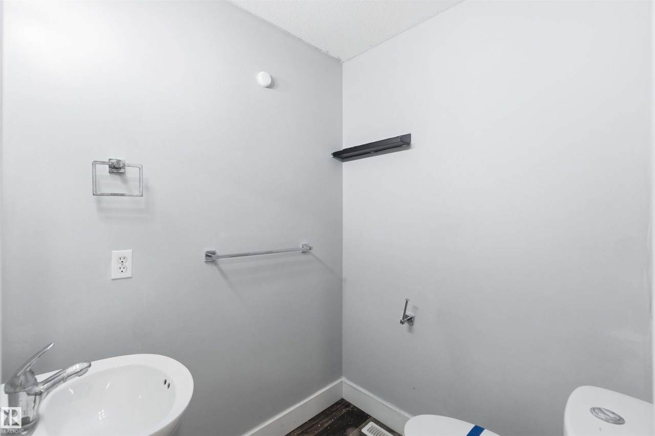 https://bt-photos.global.ssl.fastly.net/alberta/1280_boomver_2_E4498774-2.jpg