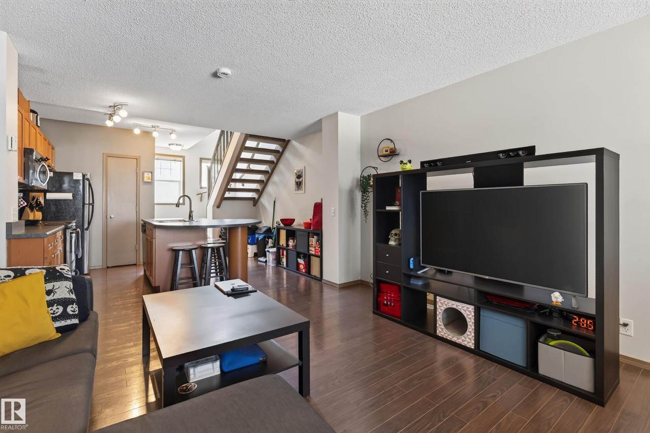 5604 199 Street - Photo 1