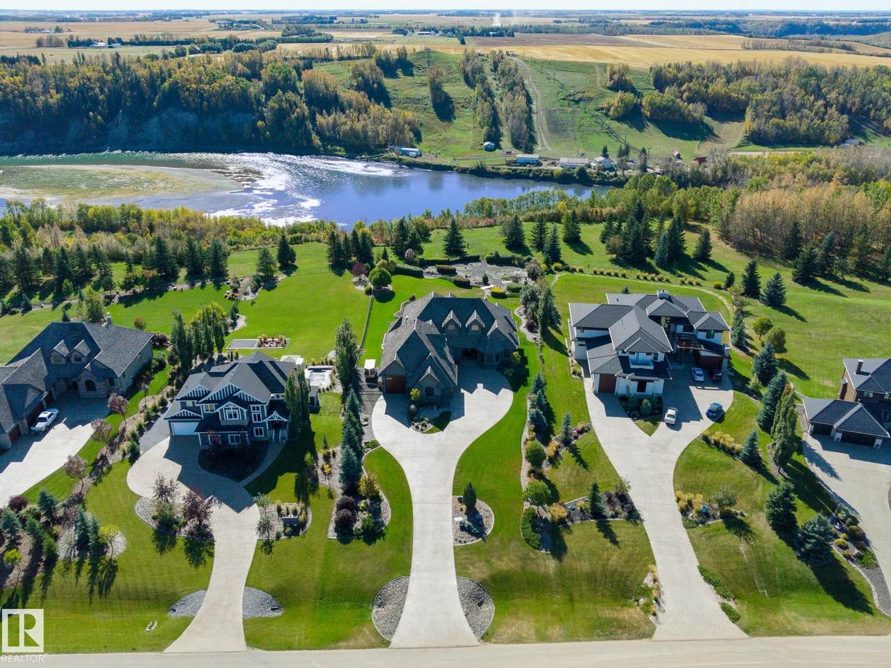 https://bt-photos.global.ssl.fastly.net/alberta/1280_boomver_2_E4510299-2.jpg