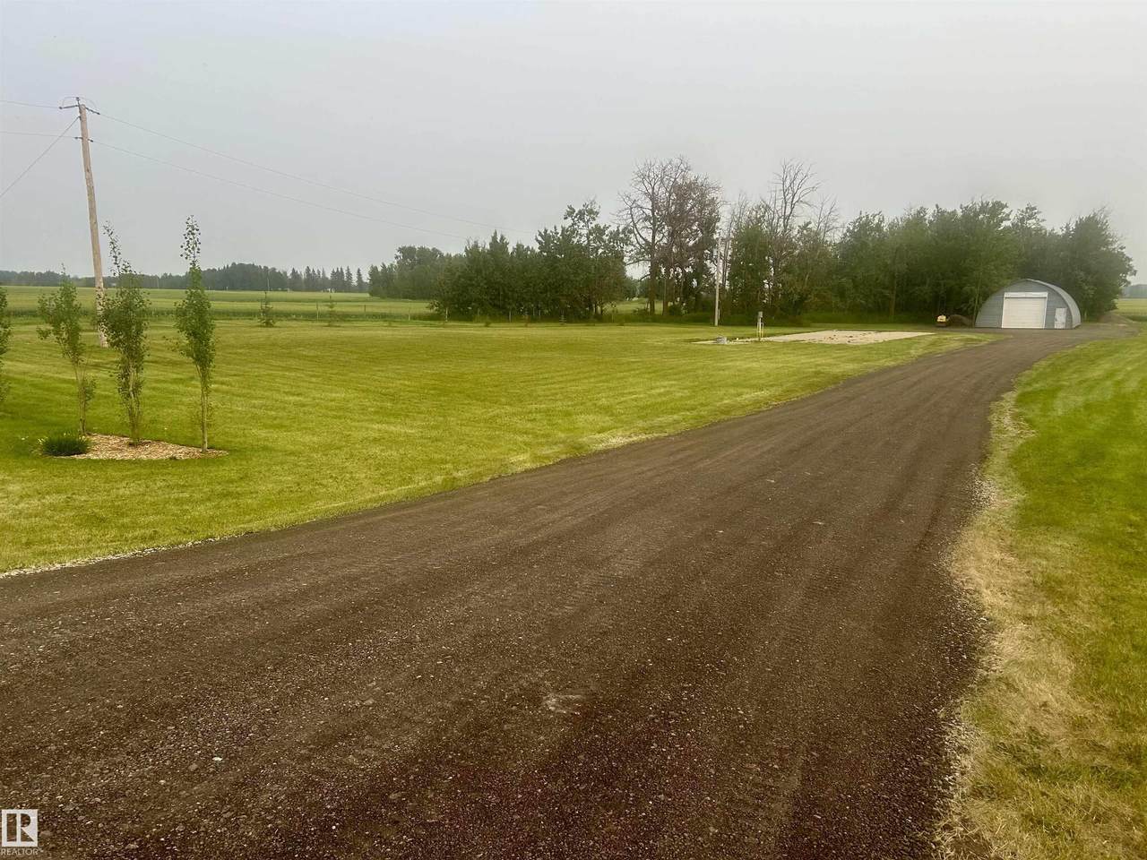 https://bt-photos.global.ssl.fastly.net/alberta/orig_boomver_1_E4510856-2.jpg