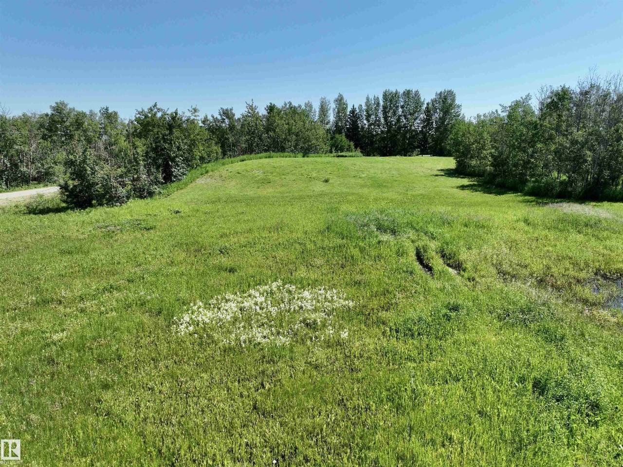 https://bt-photos.global.ssl.fastly.net/alberta/1280_boomver_4_E0002422-2.jpg