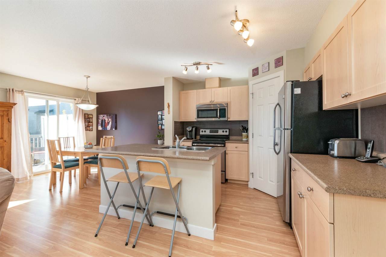 2 8602 Southfort Boulevard - Photo 1