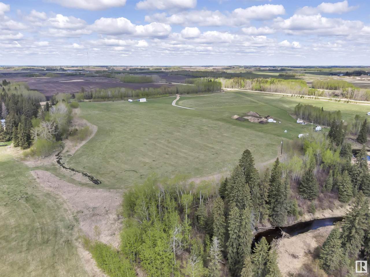 5, Twn 465 Rr 245 - Photo 1