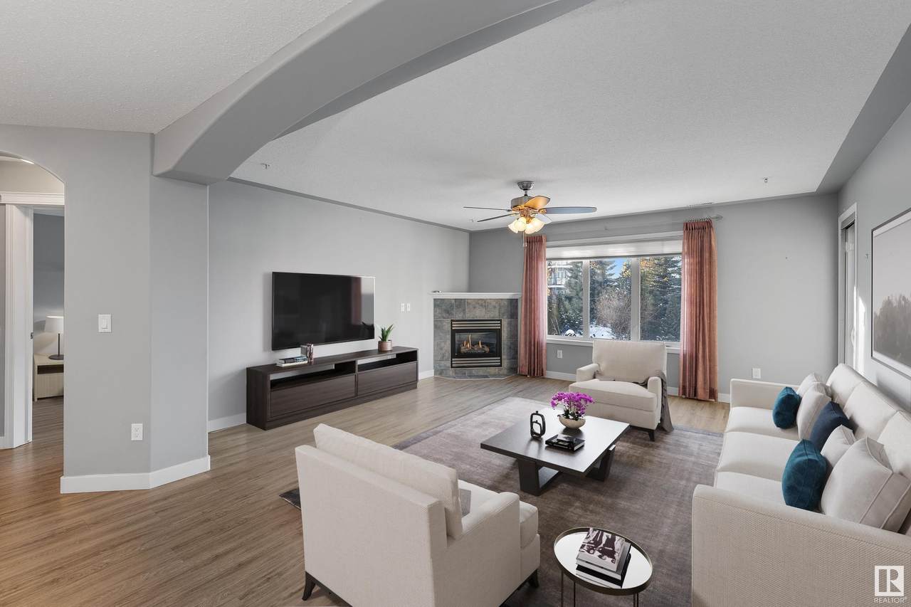 202 261 Youville Drive - Photo 1