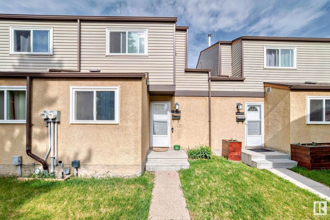 14233 23 Street - Photo 1