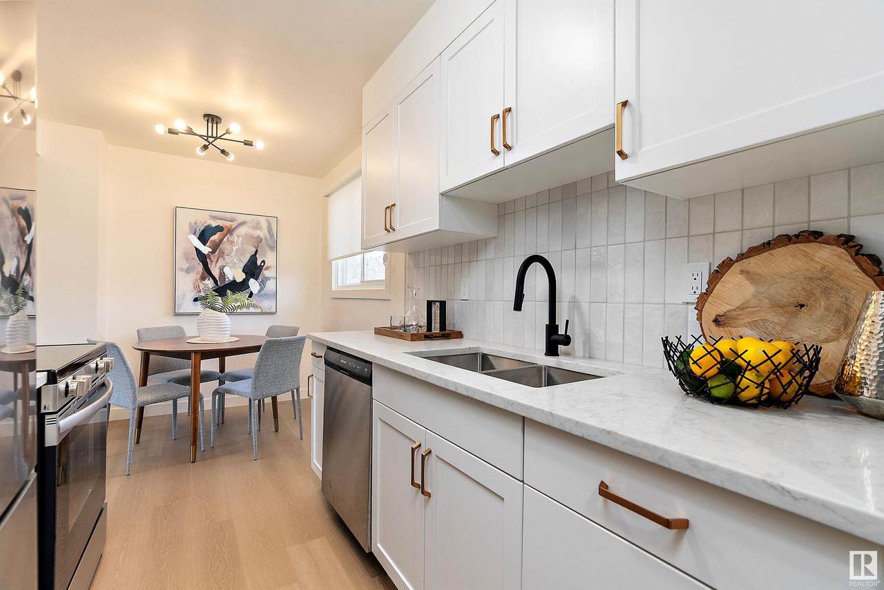 187 Harrison Drive - Photo 1