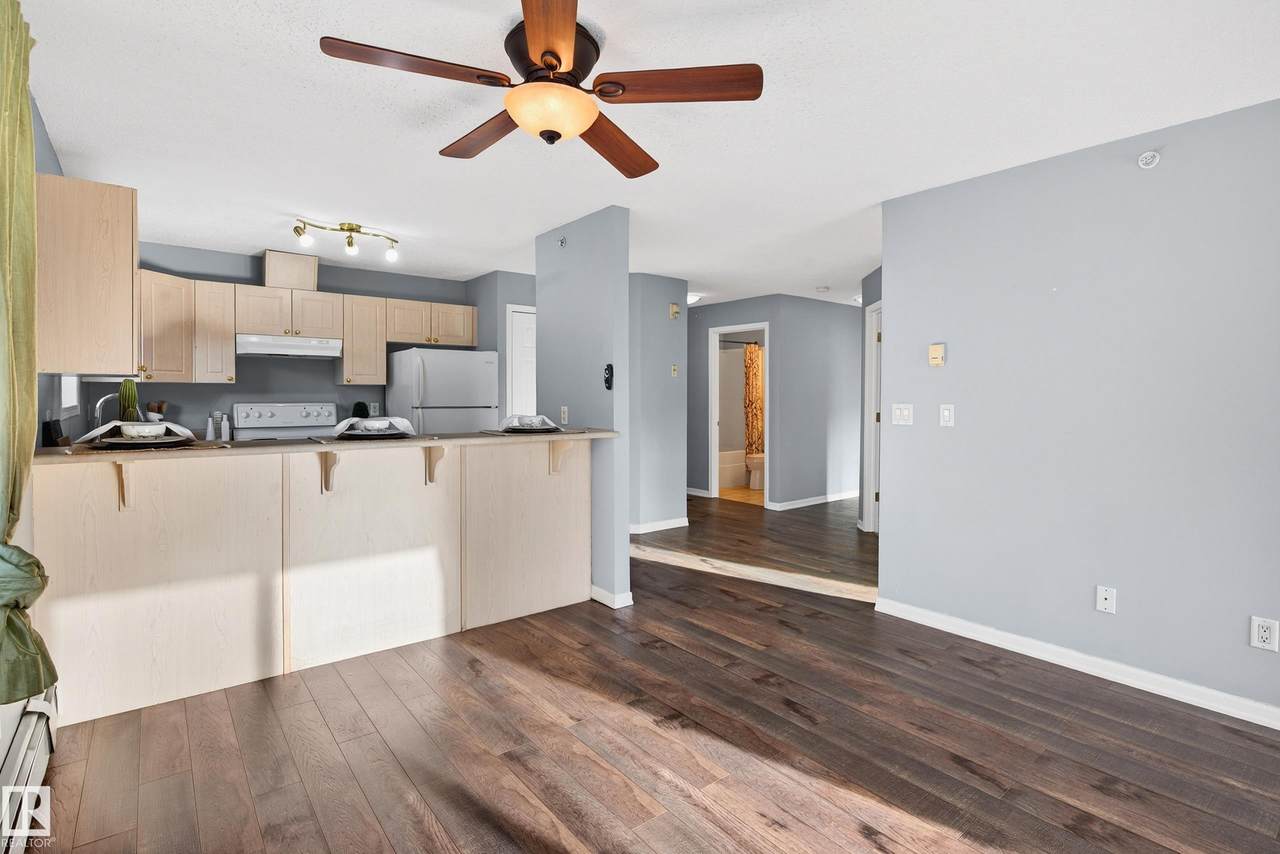 10403 98 Avenue - Photo 1