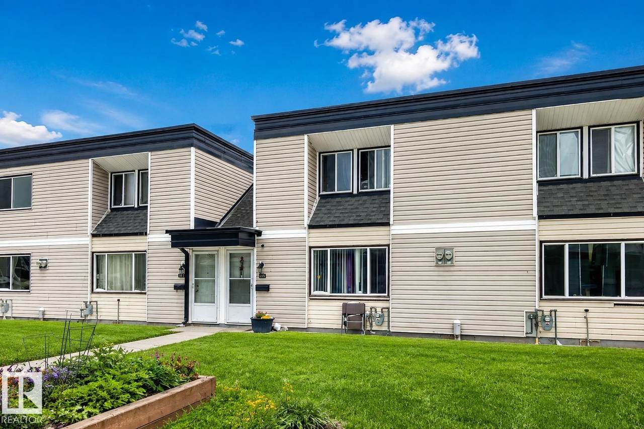 11421 34 Street - Photo 1