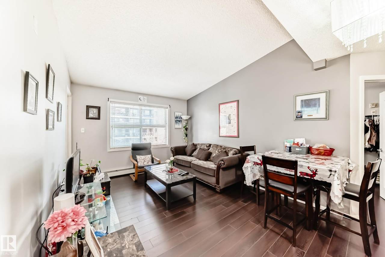 https://bt-photos.global.ssl.fastly.net/alberta/1280_boomver_3_E4478093-2.jpg