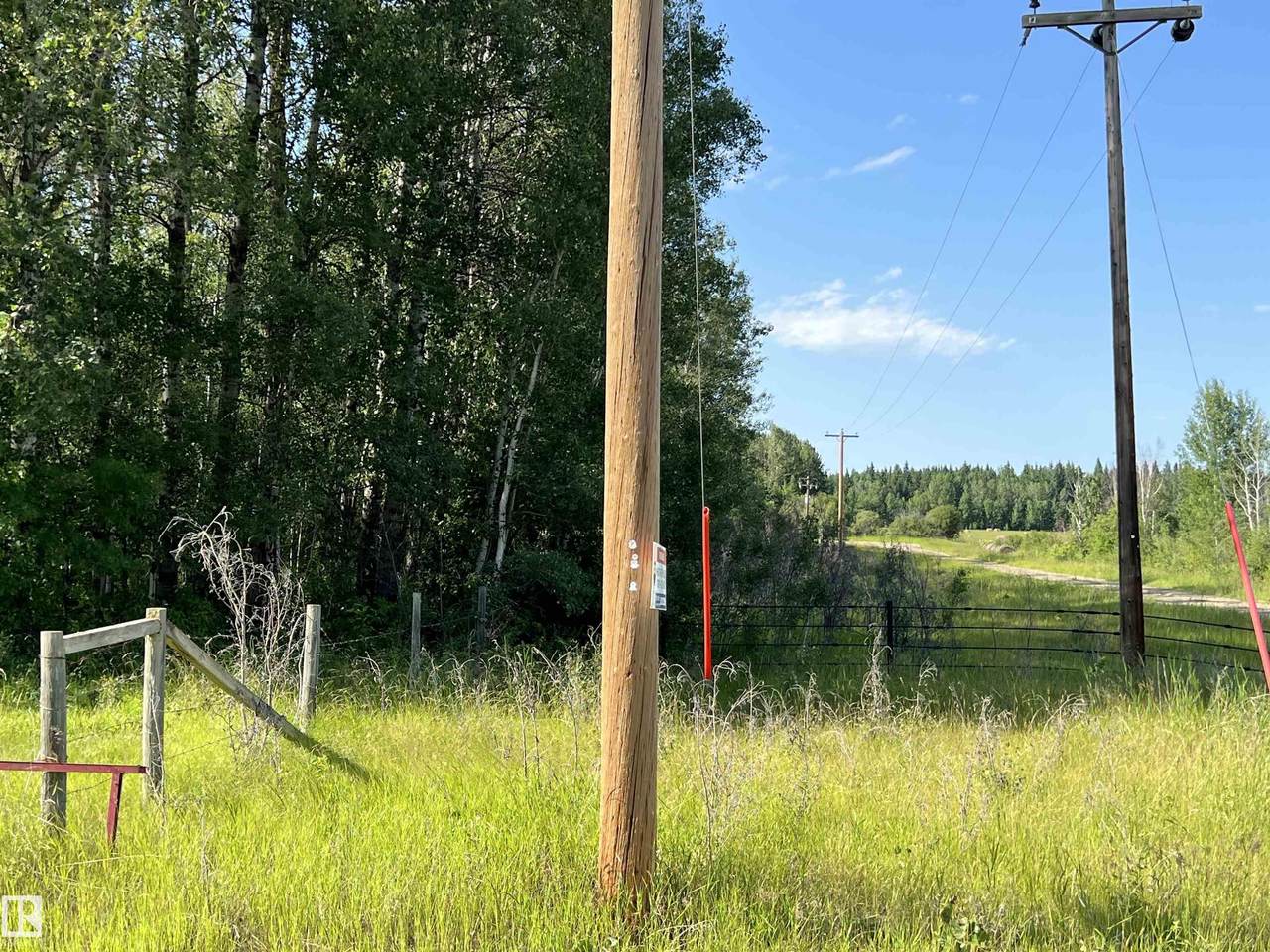 https://bt-photos.global.ssl.fastly.net/alberta/1280_boomver_3_E4478592-2.jpg