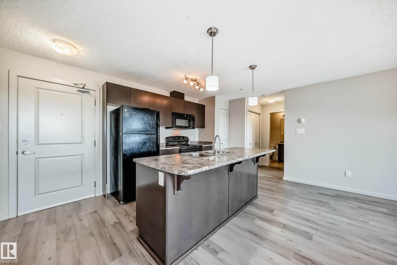 https://bt-photos.global.ssl.fastly.net/alberta/1280_boomver_3_E4478824-2.jpg