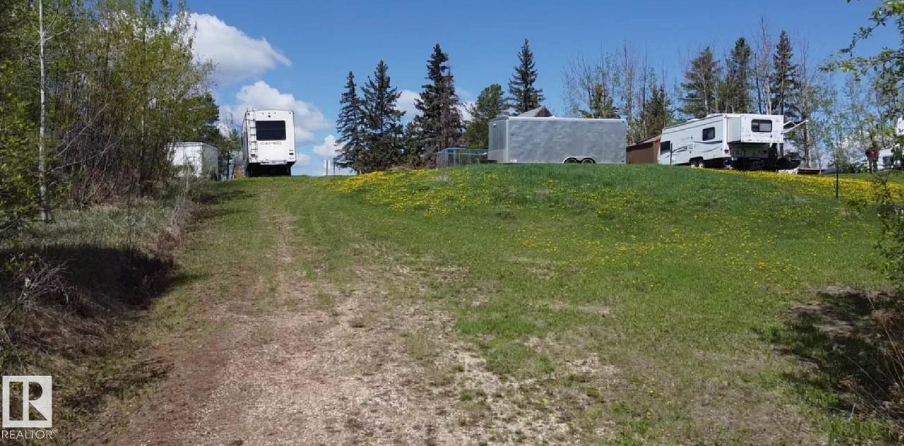 https://bt-photos.global.ssl.fastly.net/alberta/1280_boomver_5_E4481399-2.jpg