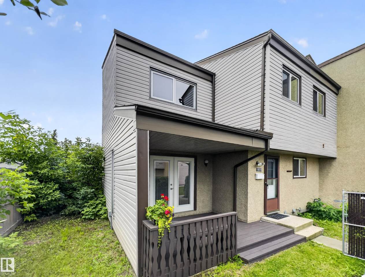 14644 25 Street - Photo 1