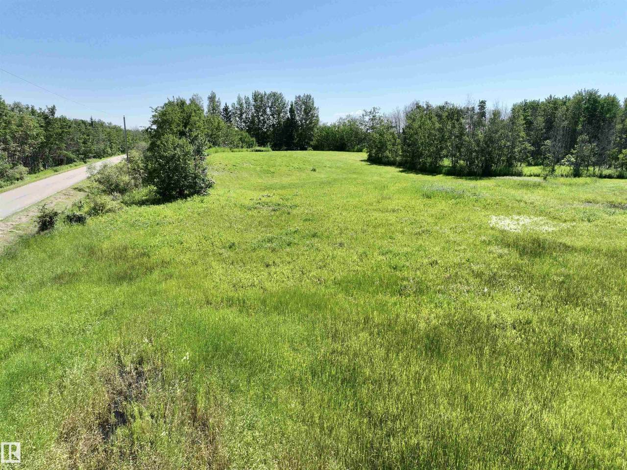 https://bt-photos.global.ssl.fastly.net/alberta/1280_boomver_4_E0002422-2.jpg
