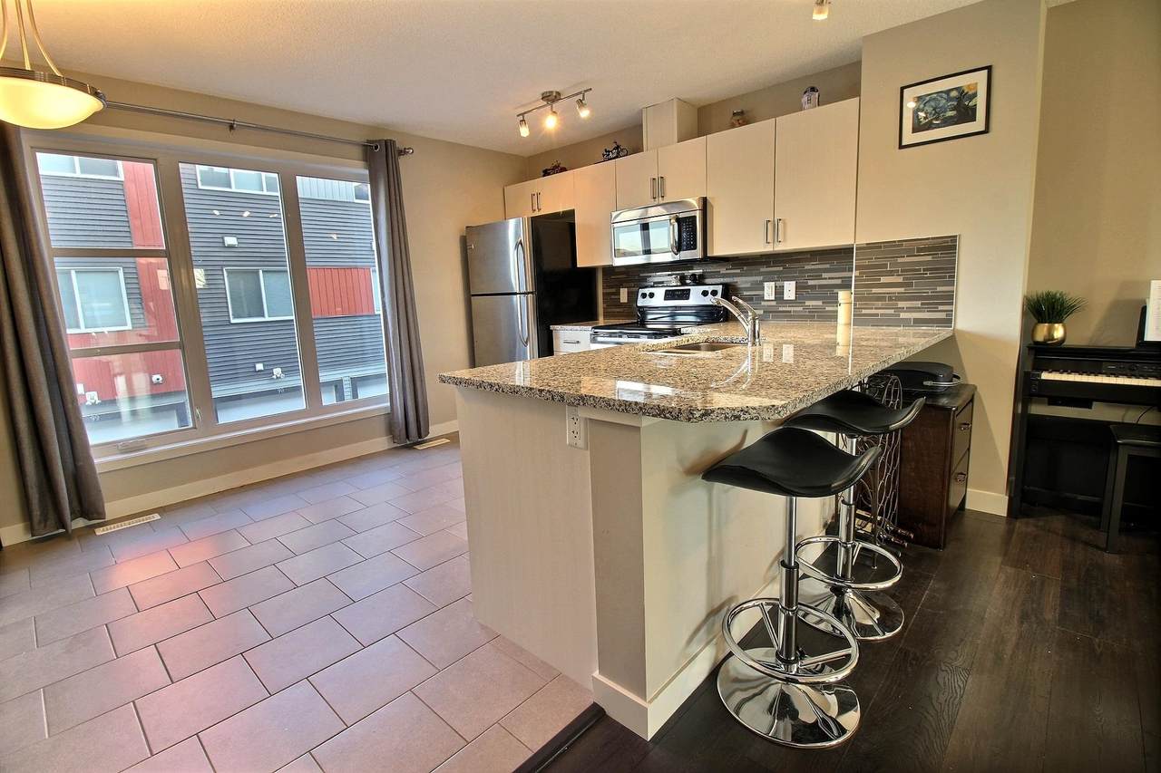 2 4470 Prowse Road - Photo 1