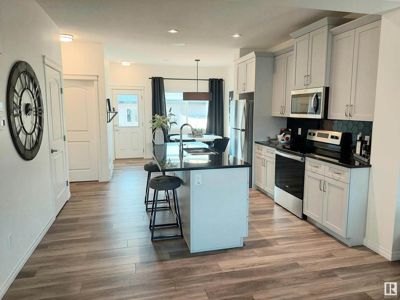 126 Dansereau Way - Photo 1