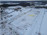 3001 61 Street - Photo 2